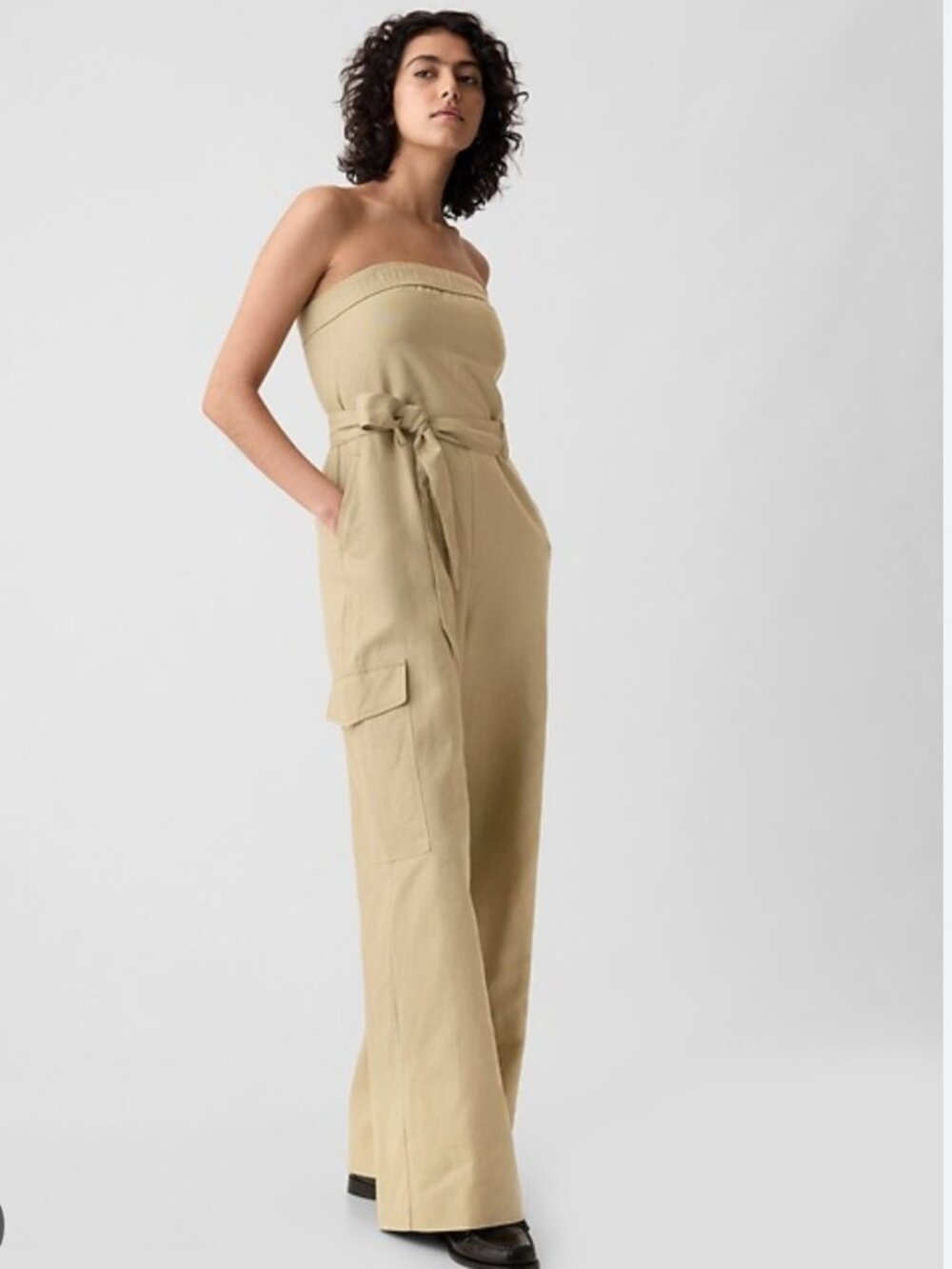 Gap Linen-Cotton Cargo Jumpsuit
